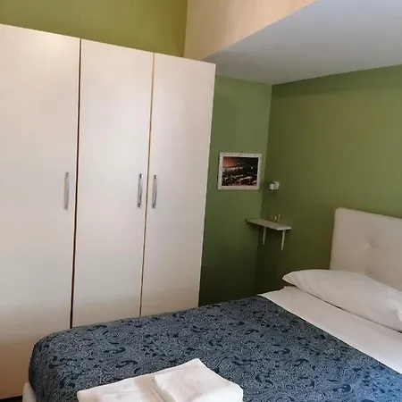E Ascensione Apartahotel Nápoles